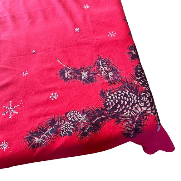 Vtg Christmas CALIFORNIA HAND PRINTS Tablecloth circa 1950's 50" x 52" Red Gold - Picture 5 of 14